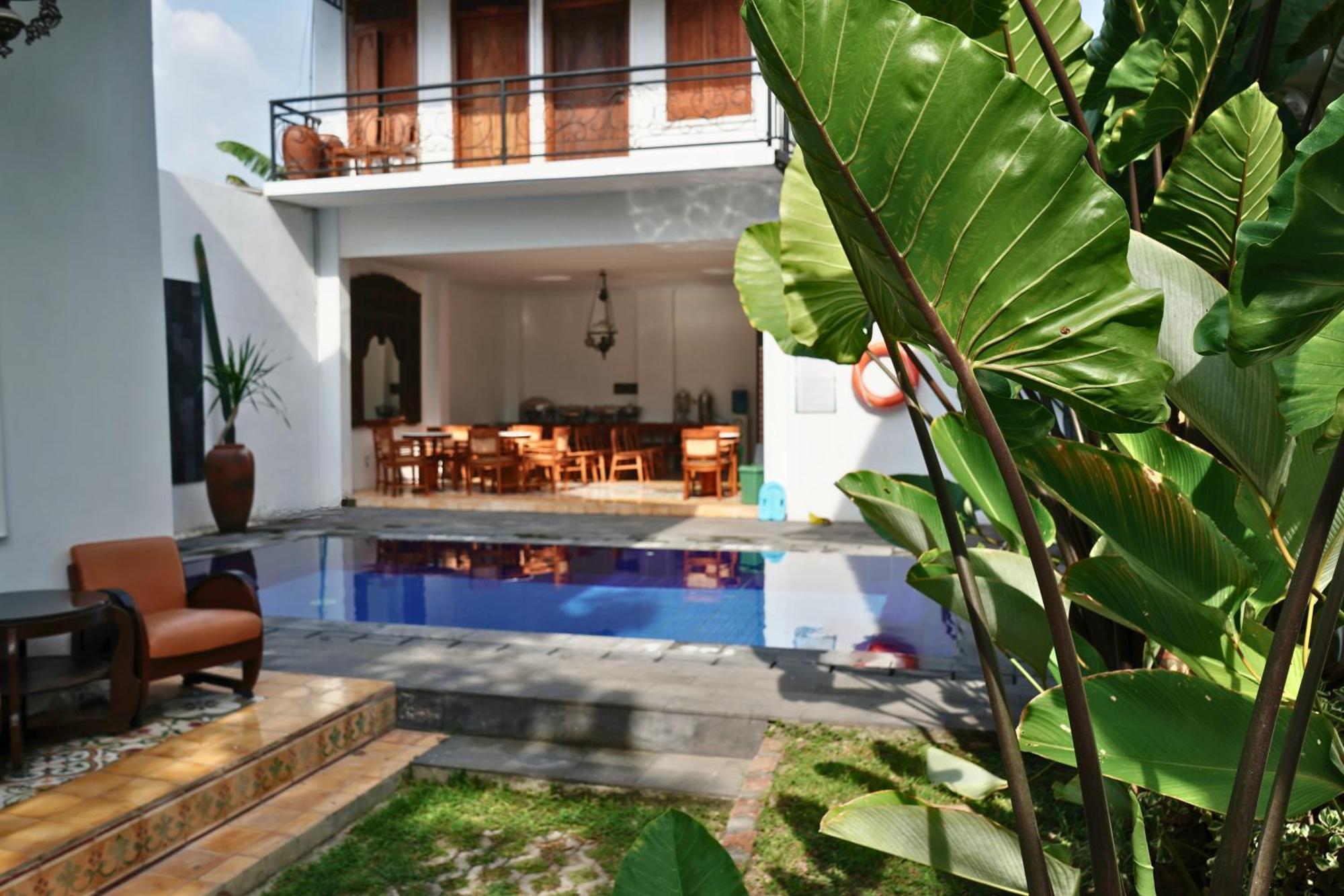 The Mangkoro Hotel By Sinergi Baturetno Exterior photo